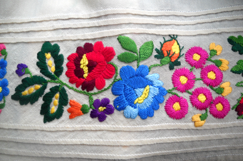 Haft-kolorowy---mat.-Anna-Curu